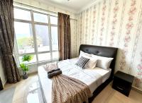 Two-Bedroom Apartment with Pool View