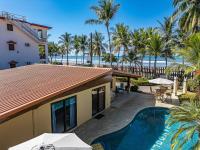 Casa Mandolina on the beach in Jaco - B&B Jacó