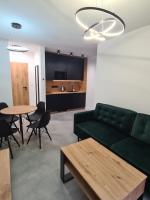 Apartamenty Nad Potokiem koło Karpacza - Bed and Breakfast Staniszów