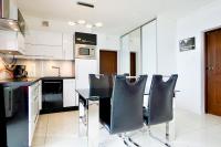 One Bedroom Apartment with Sauna and Sea View