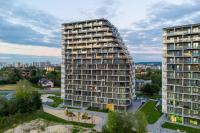 Piękny Widok na Jezioro i Plażę Parking w Garażu by Noclegi Renters - B&B Rzeszów