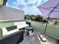 Ferienwohnung Grünoase mit Sonnenbalkon - B&B Löchgau