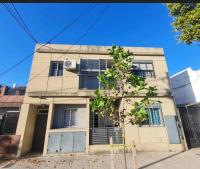 Luminoso departamento con balcón barrio Monte Castro, CABA - B&B Buenos Aires