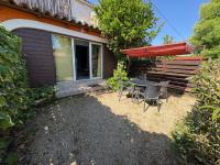 Apartamento de 2 dormitorios con balcón y terraza