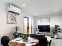 Deluxe Entire Townhouse on Hereford with King bed - B&B Christchurch