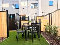 Madras Two King Bedroom Townhouse with Two Bathrooms - Ferienwohnung Christchurch