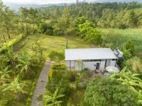 Stay with a hot tub on a coffee farm - B&B Siguatepeque