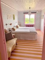 Standard Double Room with Shared Bathroom