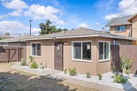 20 percent OFF Fully Furnished 2BR in Prime Tustin - B&B Tustin