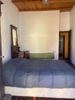 Basic Triple Room with Shared Bathroom