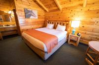 Zimmer mit Kingsize-Bett