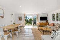 Lawson Beachfront - B&B