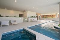 Marella Broadbeach City Views & Steps to the Sand - B&B Gold Coast