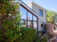 Julinas Self Catering Apartments - Bed and Breakfast Parow