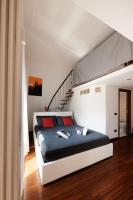 Duomo a 15 minuti a piedi - Suite Balcone WiFi - B&B Milan