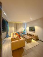 Studio Apartment with Queen Bed