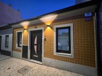 Casinha Yellow - By the Sea - B&B Ovar