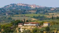 ESSENZA di TOSCANA apartment with view - B&B Montepulciano