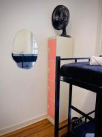 Lit dans Dortoir pour Femmes de 4 Lits