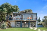 Swans Shorehouse Retro 60's Shack by the River - B&B Goolwa South