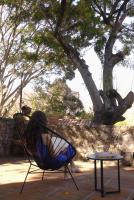 Zimmer mit Queensize-Bett und Balkon