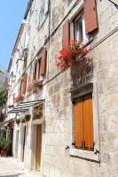 Apartments Tragurion - Bed and Breakfast Trogir