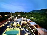 Qingqian Guanshan Swimming Pool Private Hot Spring B&B - B&B Xi'an