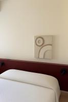 Larnaca Seaview Apartment with pool & parking - B&B Larnaca