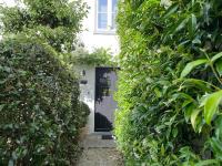 The Herring's Residence - Stylish Private Cottage with Breakfast in Historic Center - Adults-Only - Bed and Breakfast Brugge