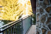 Two-Bedroom Deluxe Apartment with Balcony