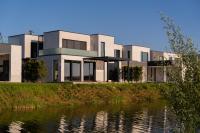 Luxury Villas near Bucharest National Golf & Country Club - Chambres d'hôtes Niculești