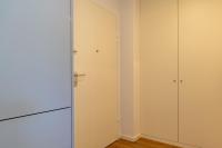 Sleek & Modern Flat w/ Private Garage by HostWise - B&B Leça da Palmeira