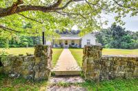 Historic Hawkins House Located on Sewanee Campus - B&B Sewanee