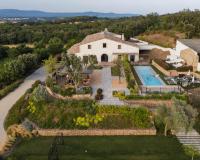 CAN BUFÍ, Espectacular casa con piscina interior - Ferienwohnung Llagostera