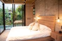 Villa with Garden View