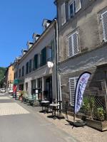 Chez Burons&Bouchons, Le Refuge Gourmand et Authentique - B&B Condat