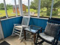 Family Cottage 1 mile to Carolina Beach - Bed and Breakfast Wilmington