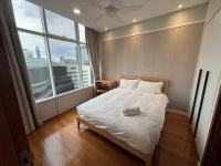 Two-Bedroom Apartment with KLCC view 