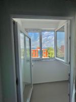M Apartment 2 with Balcony - Ferienwohnung Peshkopi