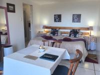 Apartamento con entrada al jardín privado