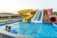 2BR Chalet Fanar De Luna - B&B Al ‘Ayn as Sukhnah