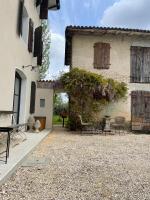 Casale nel mezzo dei vigneti - B&B Caneva