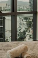 2BR Queens Wharf Residence Level 27 Sky Deck & River View w Carpark - Chambres d'hôtes Brisbane