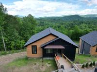 Mountain Moonlight at Saluda Mountain Retreats - Bed and Breakfast Saluda