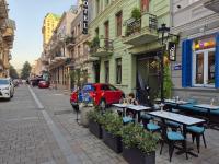 Private Home Sea and Europe Sq - Chambres d’hôtes Batoumi