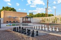 Bray House - Epic Shared Backyard - Pool - Games - B&B Phoenix