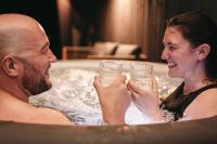 Cabin with Whirlpool