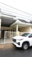 Homestay Elisa di tengah kota Malang - B&B Rampal