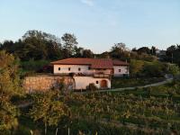 Karol-ina Estate - Chambres d'hôtes Branik