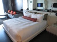 B&B Las Vegas - Palms Place 33rd Floor with Mountains Views - Bed and Breakfast Las Vegas